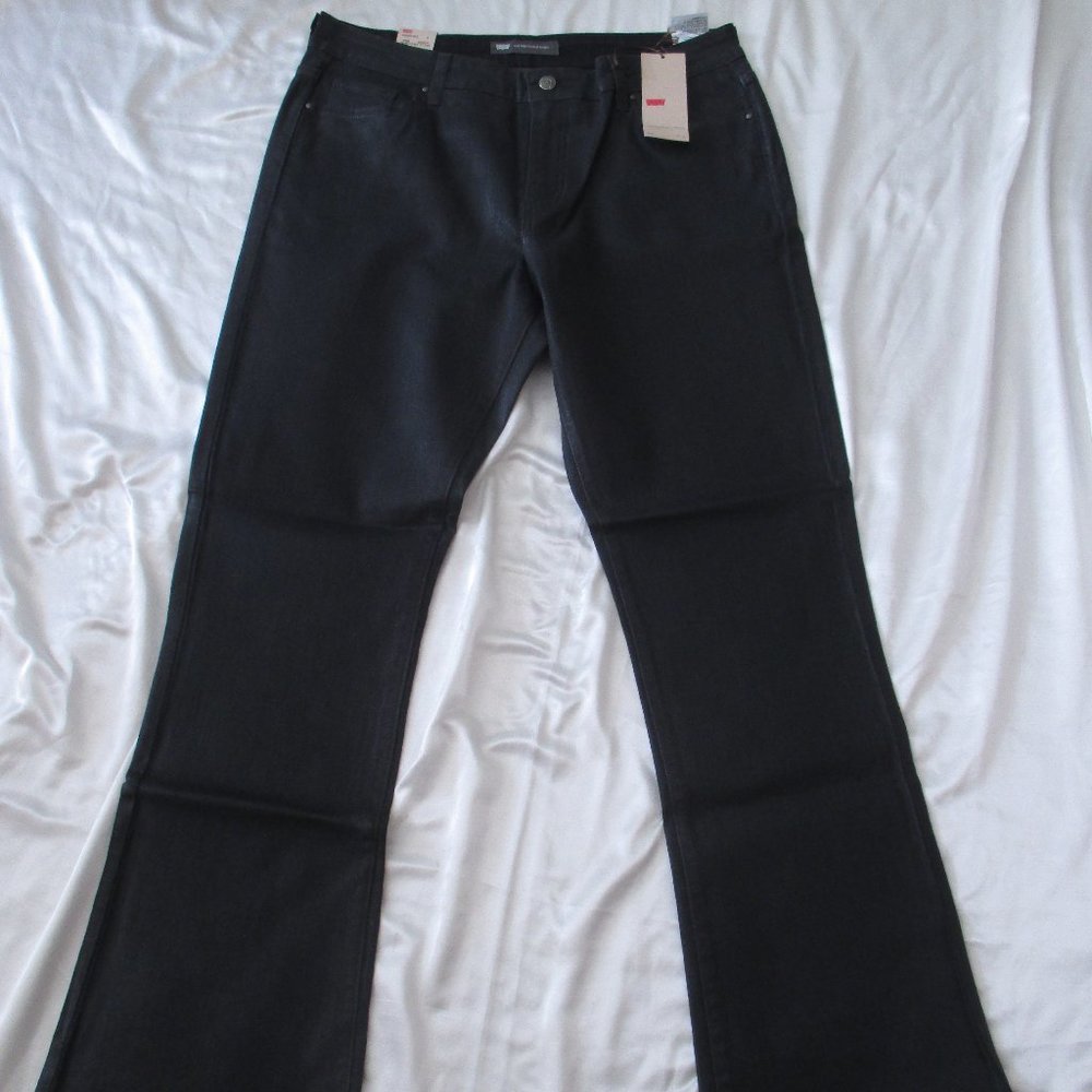 Levi’s 587440002 Mid Rise Bootcut Skinny Black